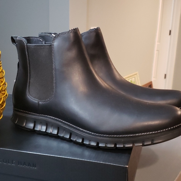 Cole Haan Men's Zerogrand Chelsea Boot - Picture 3 of 5